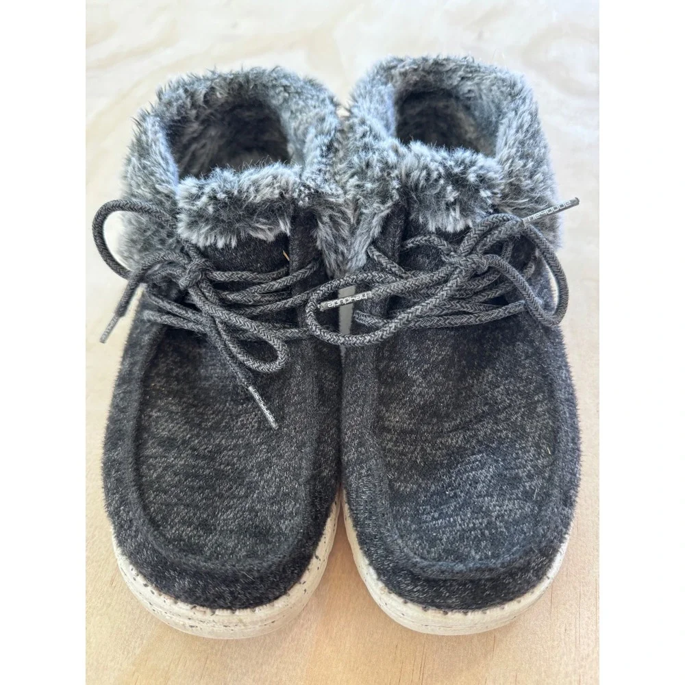 Hey Dude Britt Black Faux Fur Lined‎ Boots Womens 7 Slip On Winter Cozy Comfort